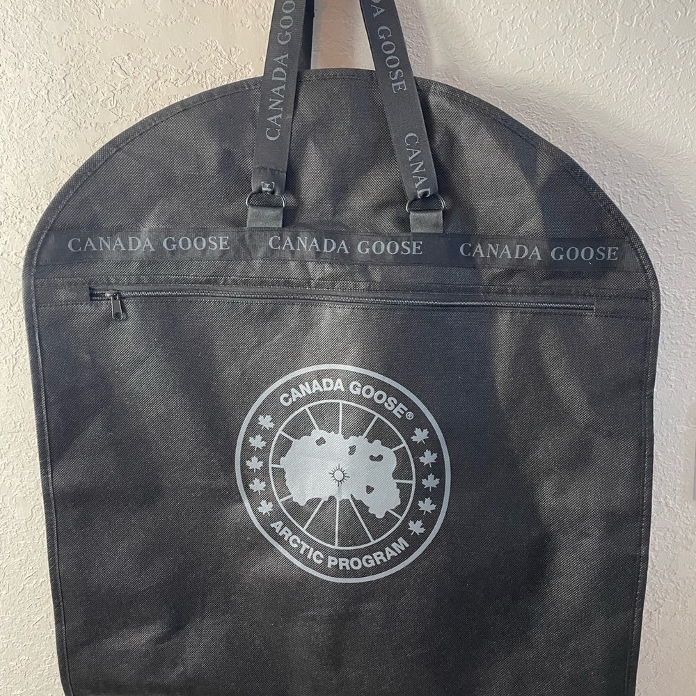 Canada Goose Garment Bag
